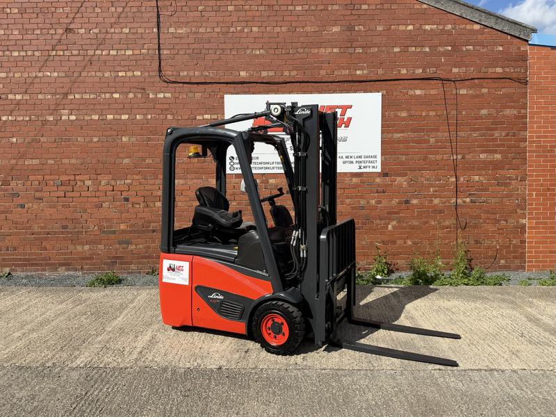 Linde E12 electric three-wheel counterbalance forklift available for hire